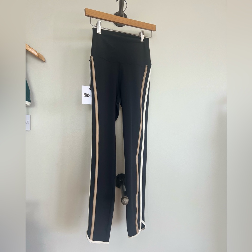 BEACH RIOT Nella Leggings